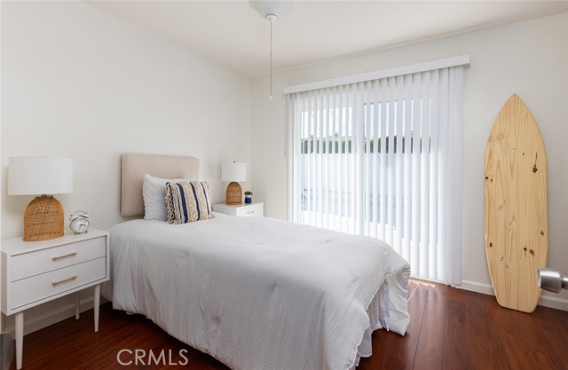 7901 Rhine Drive, Huntington Beach CA: https://media.crmls.org/medias/799532e3-5c24-4f50-8b52-2ef173144593.jpg