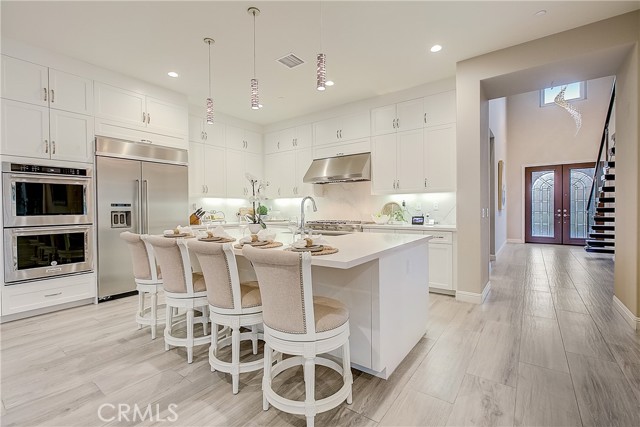 799540df 8087 46d6 8147 38e918d737cc