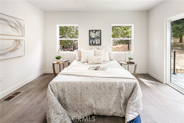 1670 Grass Valley Road, Lake Arrowhead CA: https://media.crmls.org/medias/79957d57-91fe-418d-beb9-1f93a77c4eb4.jpg