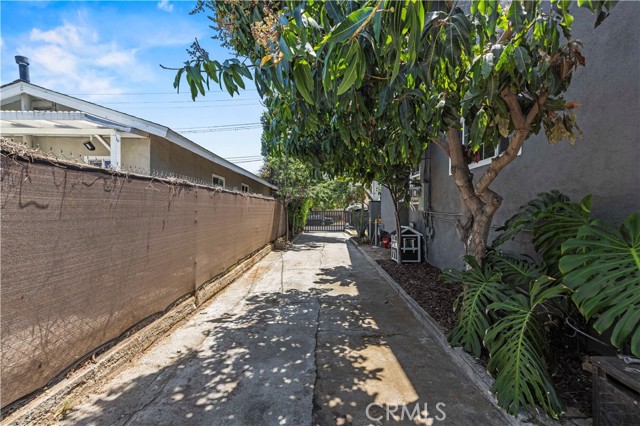 3511 E 2nd Street, Los Angeles CA: https://media.crmls.org/medias/7996370a-4010-4f26-837f-1b9452a1df41.jpg