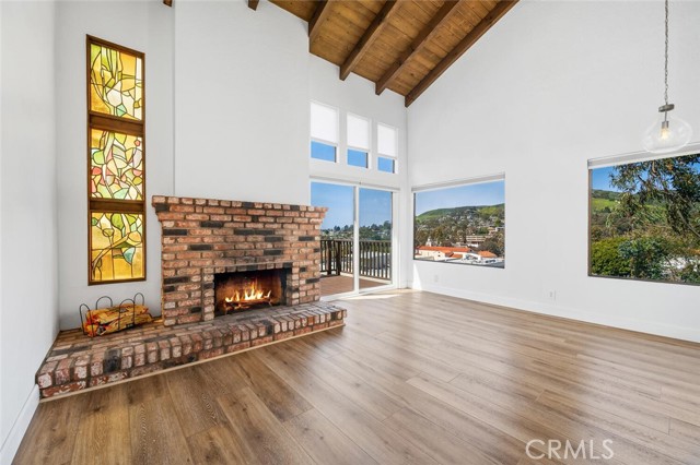 Detail Gallery Image 8 of 43 For 421 Loma Terrace, Laguna Beach,  CA 92651 - 3 Beds | 2/1 Baths