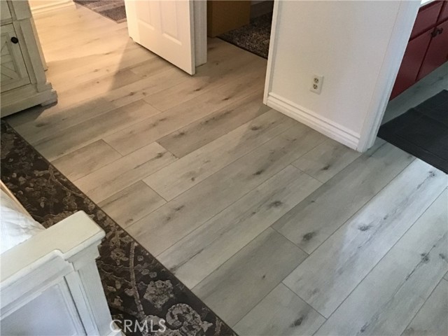 9144 Oakleaf Court, Hesperia CA: https://media.crmls.org/medias/79970b39-7faf-47b5-ac74-d2d80837e7f3.jpg