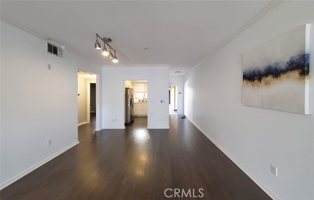 Detail Gallery Image 9 of 31 For 3401 S Bentley Ave #203,  Los Angeles,  CA 90034 - 2 Beds | 2 Baths