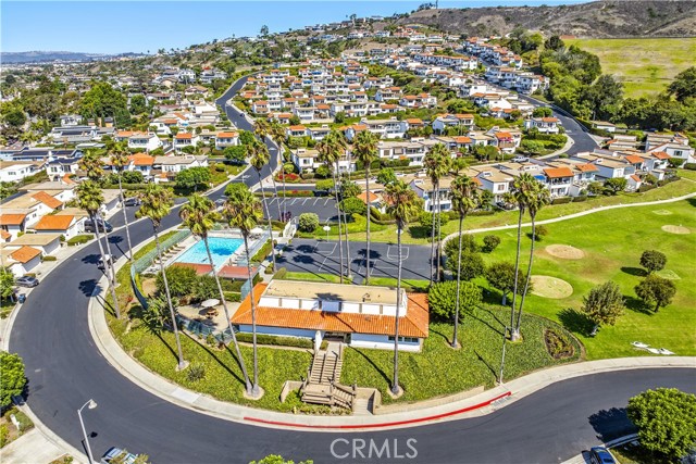 717 Calle Perlino, San Clemente CA: https://media.crmls.org/medias/79984b54-2593-404d-8e06-d015d6273db1.jpg