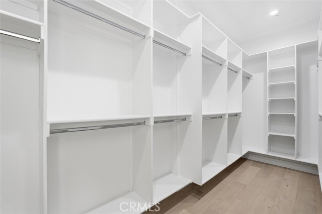 Detail Gallery Image 35 of 45 For 617 N Irena Ave #B,  Redondo Beach,  CA 90277 - 4 Beds | 3/1 Baths