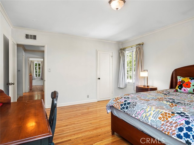 1624 Arboles Drive, Glendale CA: https://media.crmls.org/medias/7998a20d-8e56-4ad1-99f8-6f5669cc1e72.jpg