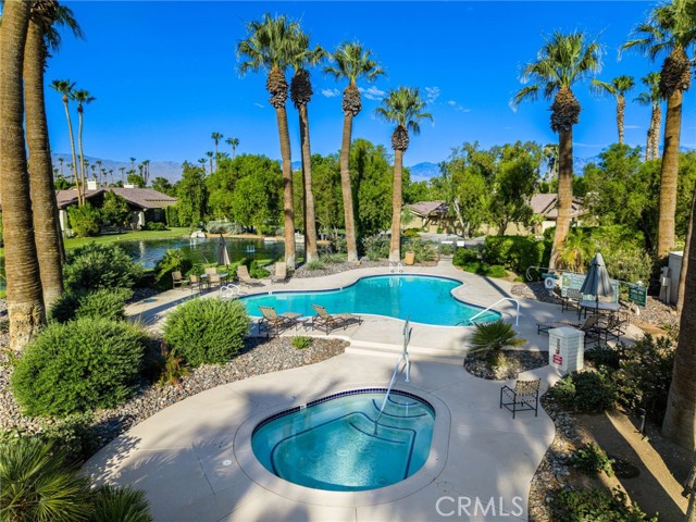 Detail Gallery Image 33 of 41 For 314 Appaloosa Way, Palm Desert,  CA 92211 - 2 Beds | 3/1 Baths