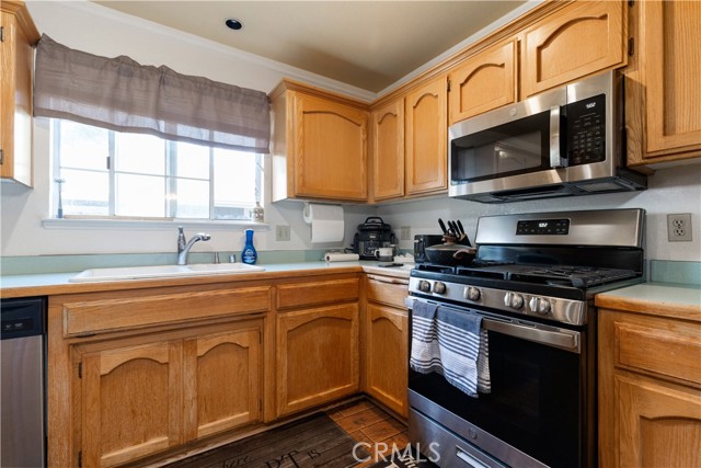 Detail Gallery Image 18 of 34 For 4524 Mananita Ave, Atascadero,  CA 93422 - 4 Beds | 2/1 Baths