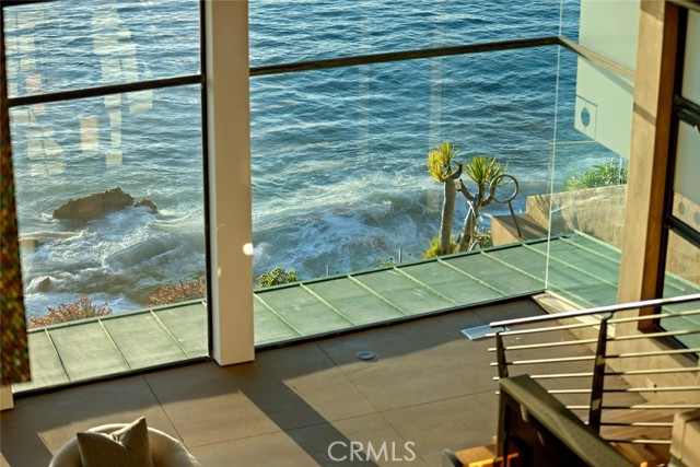 Detail Gallery Image 35 of 75 For 2665 Victoria Dr, Laguna Beach,  CA 92651 - 5 Beds | 4/2 Baths