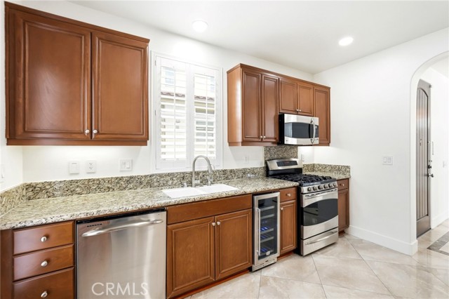 Detail Gallery Image 12 of 35 For 11537 Amalfi, Porter Ranch,  CA 91326 - 2 Beds | 3 Baths