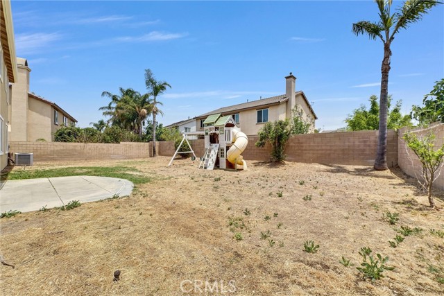 6556 Wells Springs Street, Eastvale CA: https://media.crmls.org/medias/799c6922-46aa-453c-b1cb-b2bb9d24ed26.jpg
