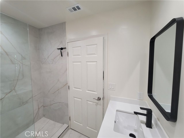 18001 Osborne Street, Sherwood Forest CA: https://media.crmls.org/medias/799caf2b-f99d-4b60-a523-0bff149d3212.jpg