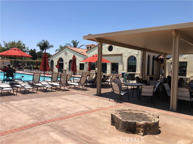 Detail Gallery Image 16 of 22 For 16175 La Fortuna, Moreno Valley,  CA 92551 - 2 Beds | 2 Baths