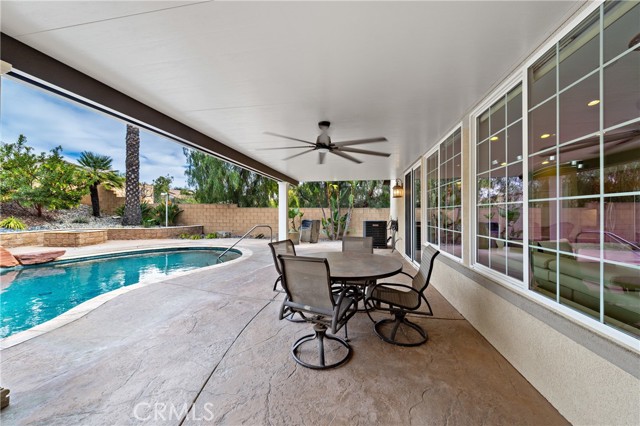 Detail Gallery Image 5 of 46 For 31686 Leather Wood, Winchester,  CA 92596 - 3 Beds | 3 Baths