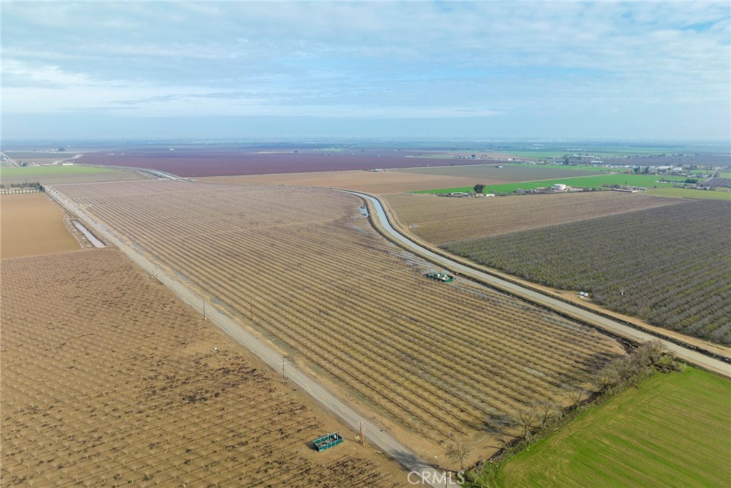 102 Draper & Stuhr, Newman, CA 95360