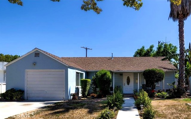 Detail Gallery Image 1 of 18 For 17600 Runnymede St, Lake Balboa,  CA 91406 - 3 Beds | 2 Baths