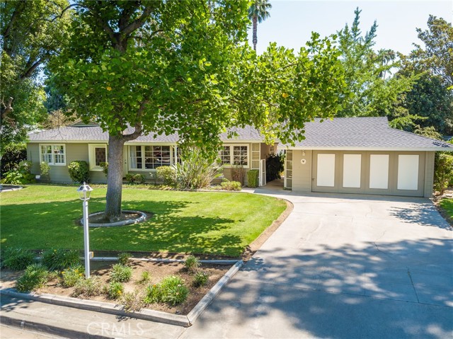 Detail Gallery Image 3 of 34 For 3845 Westwood Dr, Riverside,  CA 92504 - 3 Beds | 2 Baths
