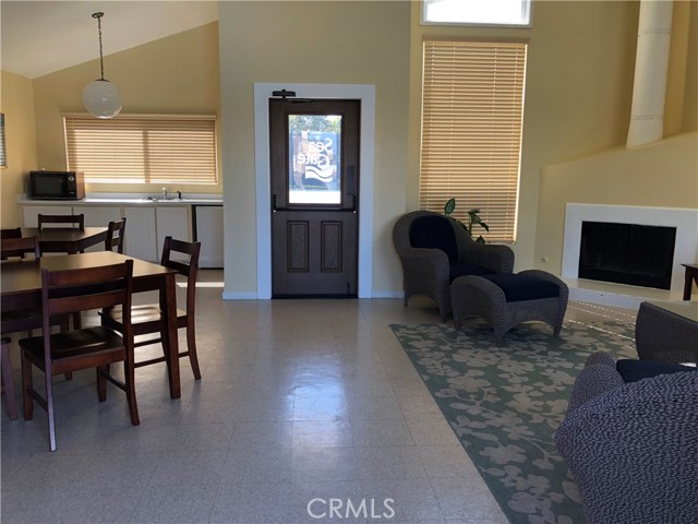 3512 Bravata Drive, Huntington Beach CA: https://media.crmls.org/medias/799f5b73-2098-4f4a-b704-732c084b7ac5.jpg