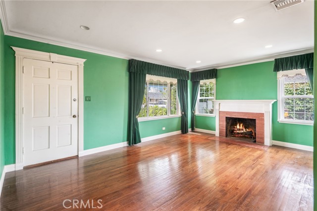 2322 W 156th Street, Gardena CA: https://media.crmls.org/medias/799f7517-917c-456a-bc4f-c25fe7e6c29a.jpg
