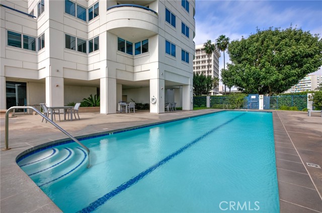 Detail Gallery Image 37 of 42 For 525 E Seaside Way #807,  Long Beach,  CA 90802 - 2 Beds | 1/1 Baths