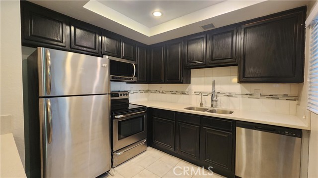 Detail Gallery Image 7 of 19 For 22701 Lakeway Dr #486,  Diamond Bar,  CA 91765 - 2 Beds | 2 Baths