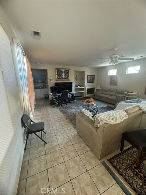 Detail Gallery Image 7 of 24 For 8251 Triplett Ln, Hemet,  CA 92545 - 2 Beds | 2 Baths