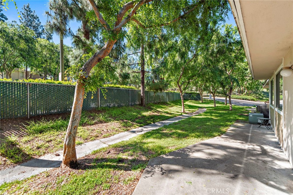 https://media.crmls.org/medias/79a15643-b5a9-4ea3-9e15-db8d96970066.jpg?preset=X-Large