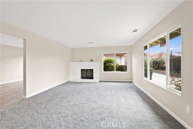 Detail Gallery Image 2 of 11 For 9166 Cerritos Ave #102,  Anaheim,  CA 92804 - 2 Beds | 2 Baths