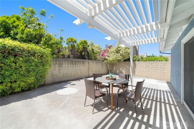 Detail Gallery Image 43 of 50 For 9092 La Linda Ave, Fountain Valley,  CA 92708 - 4 Beds | 2/1 Baths