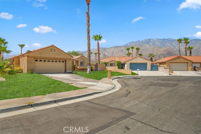 Detail Gallery Image 2 of 30 For 1451 E Padua Way, Palm Springs,  CA 92262 - 2 Beds | 2 Baths