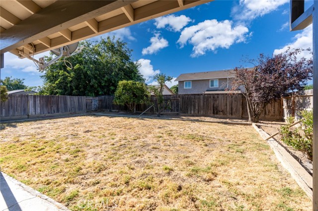 Detail Gallery Image 10 of 53 For 1080 Lee Ave, Gustine,  CA 95322 - 4 Beds | 2 Baths