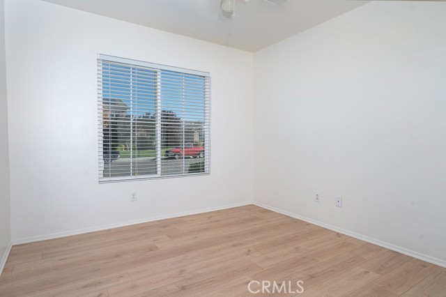 Detail Gallery Image 10 of 15 For 13454 Alcott, Victorville,  CA 92392 - 4 Beds | 3 Baths