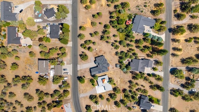 Detail Gallery Image 30 of 31 For 5541 Lake Shastina Dr, Weed,  CA 96094 - 3 Beds | 2 Baths