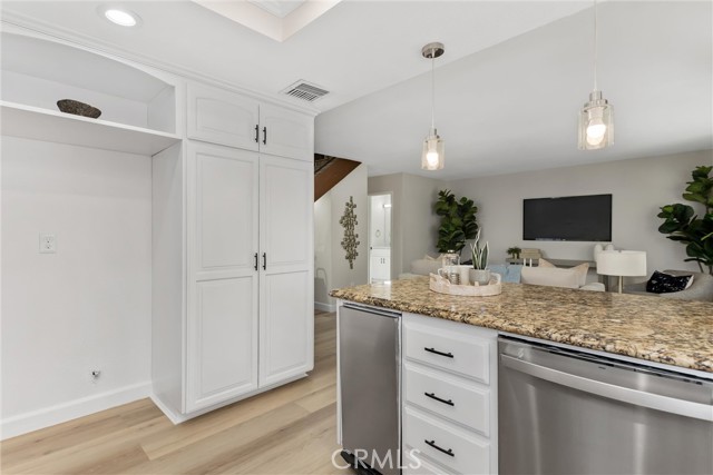 Detail Gallery Image 15 of 42 For 22799 De Soto, Grand Terrace,  CA 92313 - 4 Beds | 2/1 Baths