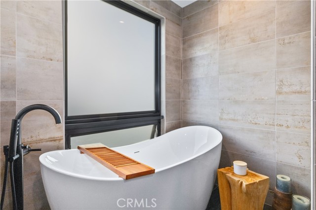 Detail Gallery Image 49 of 68 For 8214 Bass Point Rd, Lake Nacimiento,  CA 93426 - 3 Beds | 3/1 Baths