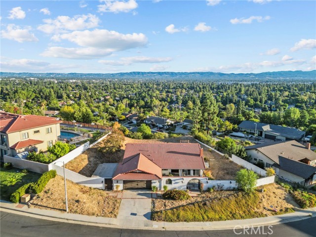 19166 Germain Street, Porter Ranch CA: https://media.crmls.org/medias/79a57933-c7fa-419d-bdcc-f7083bb95305.jpg