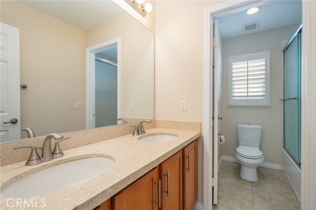 Detail Gallery Image 26 of 34 For 28802 Silversmith, Valencia,  CA 91354 - 4 Beds | 2/1 Baths