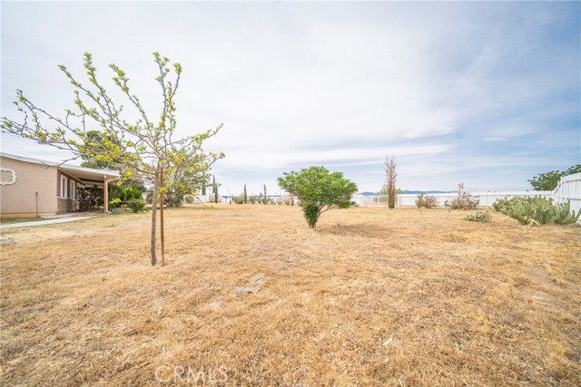 Detail Gallery Image 13 of 58 For 11020 Viento Pl, Apple Valley,  CA 92308 - 5 Beds | 3 Baths