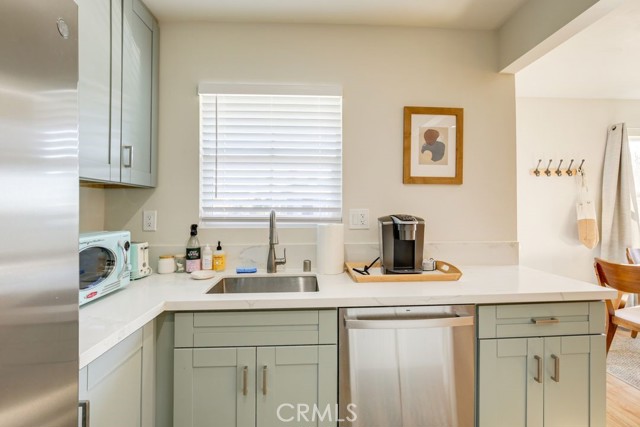 Image 14 of 24 For 3130 30th Street 32