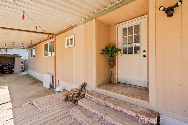 36200 Paradise Ranch Road, Castaic CA: https://media.crmls.org/medias/79a73a3a-6cf1-40c6-81aa-b2c22e49c125.jpg