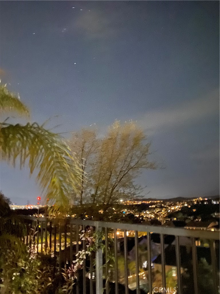 https://media.crmls.org/medias/79a744d4-031c-4a01-ad5e-b2aa8bc23583.jpg?preset=X-Large