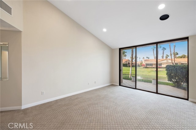 Image 21 for 76534   Begonia LN