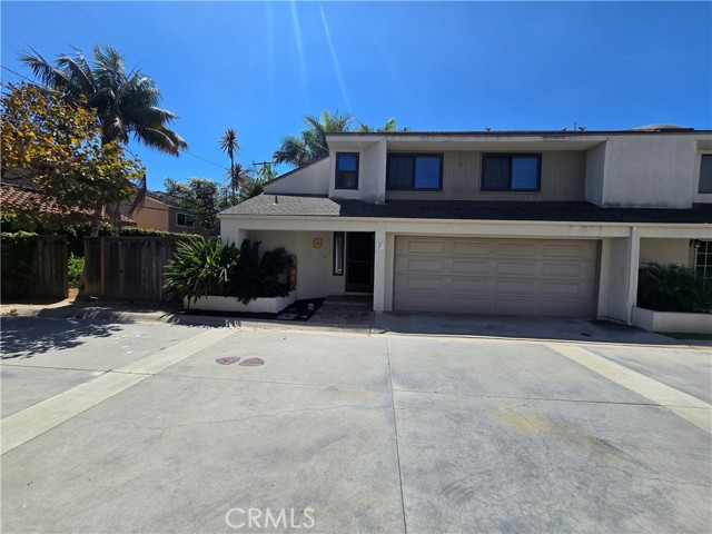 2524 Elden Avenue, Costa Mesa CA: https://media.crmls.org/medias/79a7660d-d972-4193-9050-0d4fbfb70d52.jpg