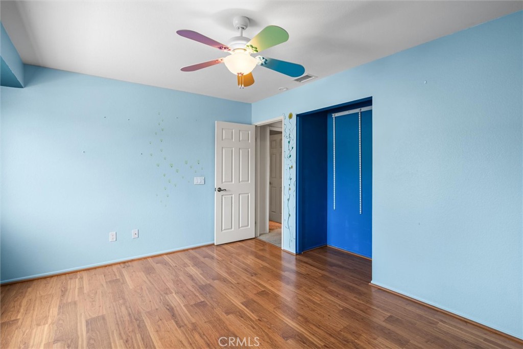 https://media.crmls.org/medias/79a78967-d16c-490a-962f-bdc01b554994.jpg?preset=X-Large