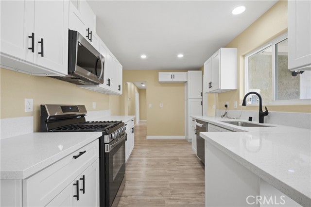 Detail Gallery Image 13 of 26 For 16657 Foothill Ave, Edwards,  CA 93523 - 4 Beds | 2 Baths