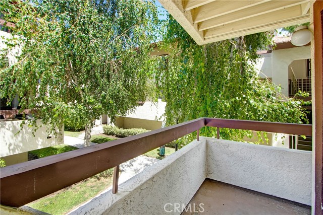 Detail Gallery Image 23 of 26 For 18120 Sundowner Way #1123,  Canyon Country,  CA 91387 - 3 Beds | 2 Baths