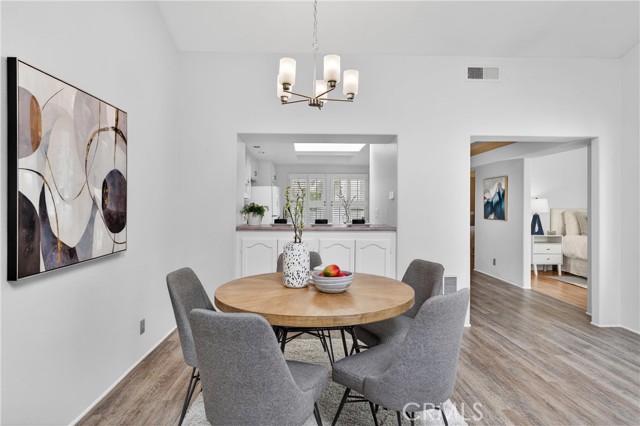 Detail Gallery Image 17 of 56 For 11 Park Vista, Irvine,  CA 92604 - 3 Beds | 2 Baths