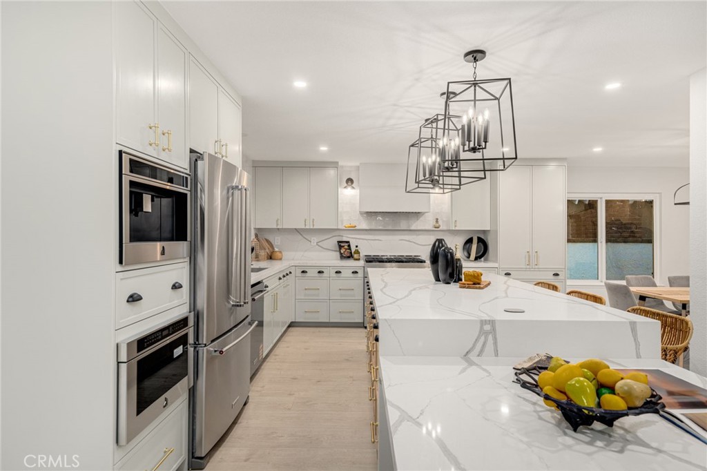 MLS #OC25157205 image #10