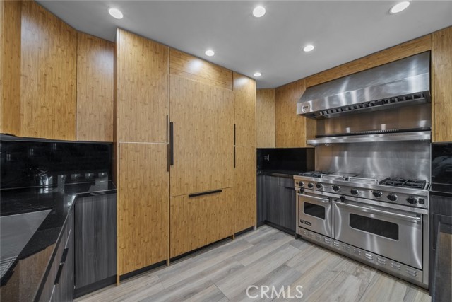 10341 Mcclemont Avenue, Tujunga CA: https://media.crmls.org/medias/79aa7df5-e9f1-4a08-9a6c-a5241c9c0e52.jpg