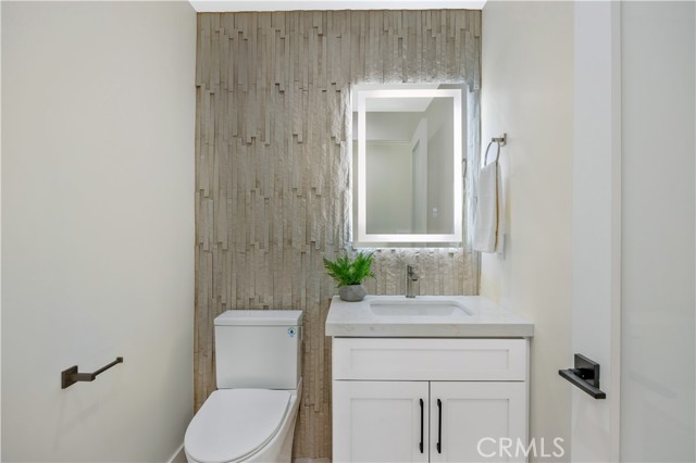 2405 Mathews Avenue, Redondo Beach CA: https://media.crmls.org/medias/79aaa440-50bf-44cd-8062-5a935c352555.jpg